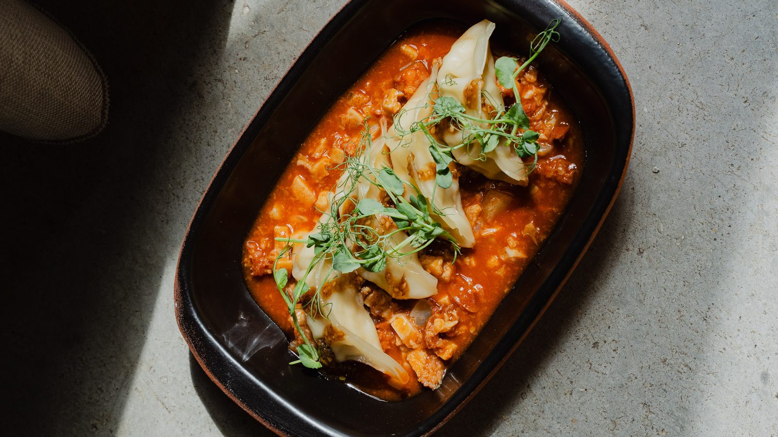Gyoza de gamba blanca · KNAYA Raw & Fire